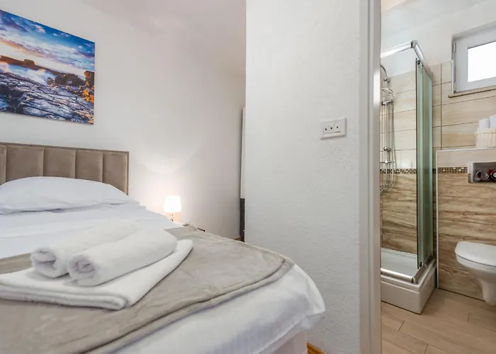 Four-bedroom With An Outdoor Swimming Pool 09 * Lovinac (Zadar)
