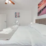 別荘 Four-bedroom With An Outdoor Swimming Pool 09