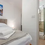 Four-bedroom With An Outdoor Swimming Pool 09 * Lovinac